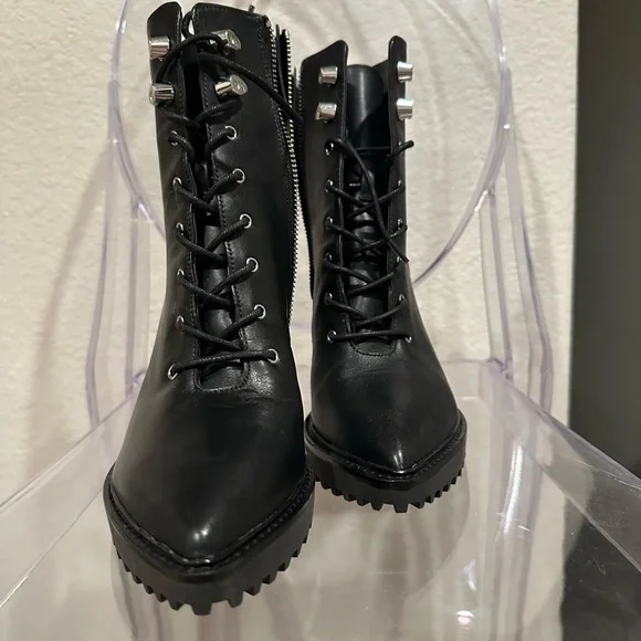 MICHAEL Michael Kors Black Combat Boots NEVER USED - Picture 1 of 3